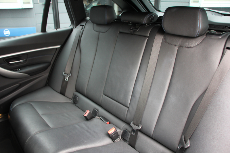 BMW 3シリーズ 320i ﾂｰﾘﾝｸﾞMｽﾎﾟｰﾂ ｴﾃﾞｨｼｮﾝｼｬﾄﾞｰ 1ｵｰﾅ 後期 限定車 新ｴﾝｼﾞﾝ 液晶ﾒｰﾀｰ ﾋｰﾀｰ黒革 ﾌﾞﾙｰｽﾃｯﾁ 19AW ﾀﾞｰｸLEDﾍｯﾄﾞﾗｲﾄ&ﾃｰﾙ 追従ACC ﾚｰﾝﾁｪﾝｼﾞ警告 ﾀｯﾁﾊﾟﾈﾙ対応HDDﾅﾋﾞﾌﾙｾｸﾞTV  Bluetooth接続 Bｶﾒﾗ 電動ﾄﾗﾝｸ 2年保証