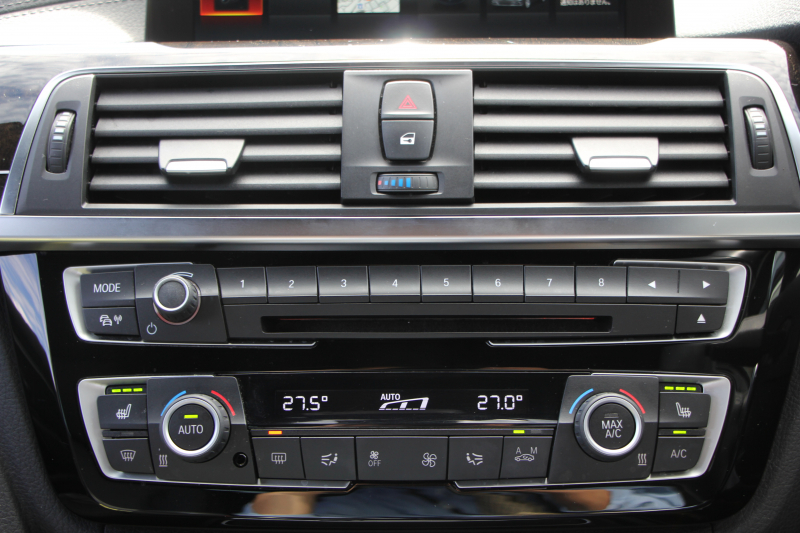 BMW 3シリーズ 320d Xdrive ｸﾞﾗﾝﾂｰﾘｽﾓ Mｽﾎﾟｰﾂ 後期 新ｴﾝｼﾞﾝ 4WD ﾋｰﾀｰ黒革 LEDﾍｯﾄﾞﾗｲﾄ&ﾃｰﾙ 追従ACC ﾚｰﾝﾁｪﾝｼﾞ警告 衝突軽減ﾌﾞﾚｰｷ 車線逸脱警告 歩行者警告 TOPﾋﾞｭｰ&ｻｲﾄﾞﾋﾞｭｰｶﾒﾗ ﾀｯﾁ画面HDDﾅﾋﾞ電動ﾄﾗﾝｸ 19AW 2年保証