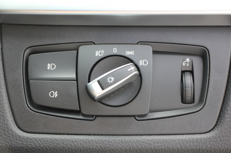 BMW 3シリーズ 320d Xdrive ｸﾞﾗﾝﾂｰﾘｽﾓ Mｽﾎﾟｰﾂ 後期 新ｴﾝｼﾞﾝ 4WD ﾋｰﾀｰ黒革 LEDﾍｯﾄﾞﾗｲﾄ&ﾃｰﾙ 追従ACC ﾚｰﾝﾁｪﾝｼﾞ警告 衝突軽減ﾌﾞﾚｰｷ 車線逸脱警告 歩行者警告 TOPﾋﾞｭｰ&ｻｲﾄﾞﾋﾞｭｰｶﾒﾗ ﾀｯﾁ画面HDDﾅﾋﾞ電動ﾄﾗﾝｸ 19AW 2年保証