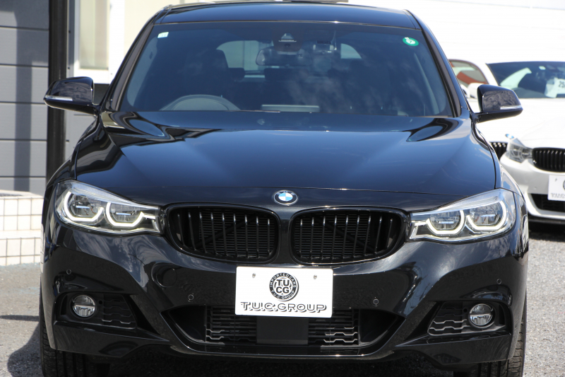 BMW 3シリーズ 320d Xdrive ｸﾞﾗﾝﾂｰﾘｽﾓ Mｽﾎﾟｰﾂ 後期 新ｴﾝｼﾞﾝ 4WD ﾋｰﾀｰ黒革 LEDﾍｯﾄﾞﾗｲﾄ&ﾃｰﾙ 追従ACC ﾚｰﾝﾁｪﾝｼﾞ警告 衝突軽減ﾌﾞﾚｰｷ 車線逸脱警告 歩行者警告 TOPﾋﾞｭｰ&ｻｲﾄﾞﾋﾞｭｰｶﾒﾗ ﾀｯﾁ画面HDDﾅﾋﾞ電動ﾄﾗﾝｸ 19AW 2年保証