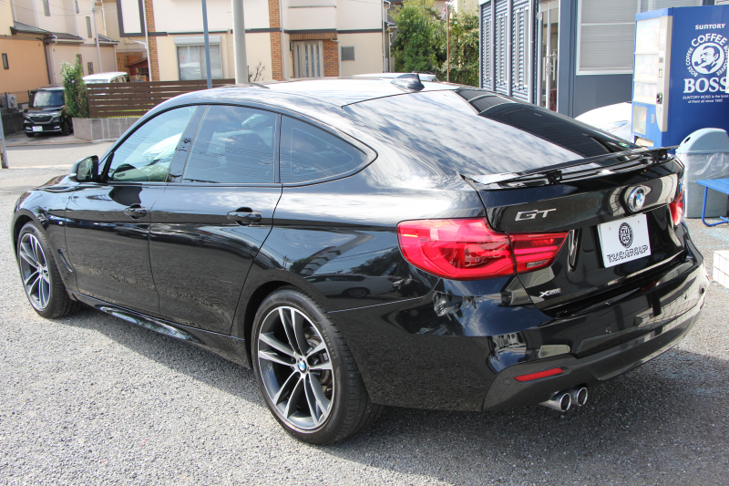 BMW 3シリーズ 320d Xdrive ｸﾞﾗﾝﾂｰﾘｽﾓ Mｽﾎﾟｰﾂ 後期 新ｴﾝｼﾞﾝ 4WD ﾋｰﾀｰ黒革 LEDﾍｯﾄﾞﾗｲﾄ&ﾃｰﾙ 追従ACC ﾚｰﾝﾁｪﾝｼﾞ警告 衝突軽減ﾌﾞﾚｰｷ 車線逸脱警告 歩行者警告 TOPﾋﾞｭｰ&ｻｲﾄﾞﾋﾞｭｰｶﾒﾗ ﾀｯﾁ画面HDDﾅﾋﾞ電動ﾄﾗﾝｸ 19AW 2年保証