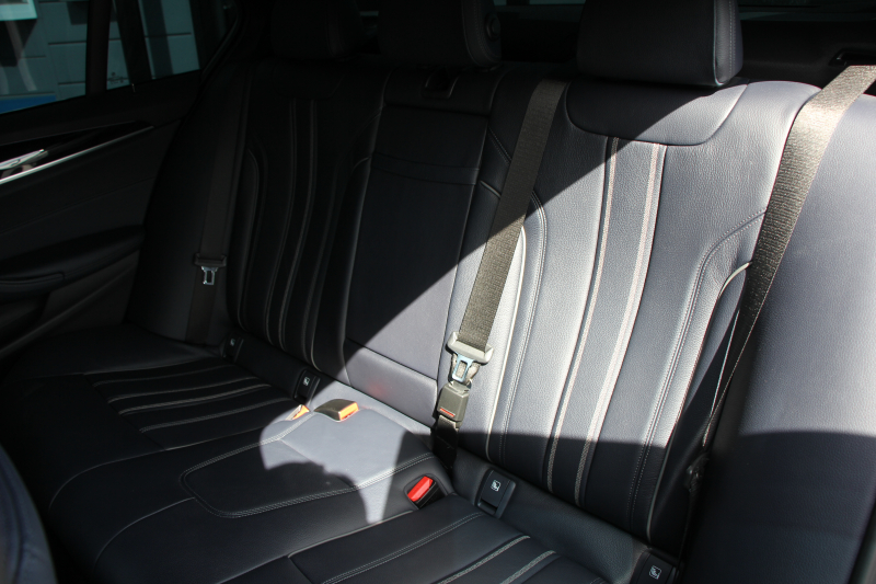 BMW 5シリーズ 530i ｴﾃﾞｨｼｮﾝﾐｯｼｮﾝｲﾝﾎﾟｯｼﾌﾞﾙ 特別仕様車 252馬力 ﾅｲﾄﾌﾞﾙｰﾚｻﾞｰ ｱﾀﾞﾌﾟﾃｨﾌﾞｻｽ ﾊｰﾏﾝｶｰﾄﾞﾝ HUD 追従ACC ｽﾃｱﾘﾝｸﾞｻﾎﾟｰﾄ ﾀｯﾁ画面HDDﾅﾋﾞTV LEDﾍｯﾄﾞﾗｲﾄ ｵｰﾄﾊｲﾋﾞｰﾑ 電動ﾄﾗﾝｸ 360度ｶﾒﾗ 全席ﾋｰﾀｰ 専用ﾌﾞﾗｯｸ19AW 2年保証