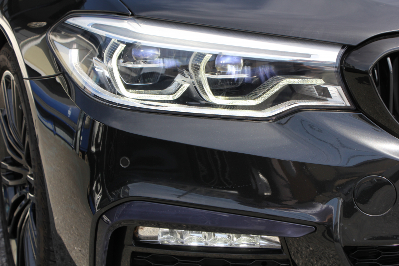 BMW 5シリーズ 523i ﾂｰﾘﾝｸﾞｴﾃﾞｨｼｮﾝﾐｯｼｮﾝｲﾝﾎﾟｯｼﾌﾞﾙ 特別仕様車 ﾅｲﾄﾌﾞﾙｰﾚｻﾞｰ HUD ﾊｰﾏﾝｶｰﾄﾞﾝ 追従ACC ｽﾃｱﾘﾝｸﾞｻﾎﾟｰﾄ ﾀｯﾁ画面HDDﾅﾋﾞTV LEDﾍｯﾄﾞﾗｲﾄ ｵｰﾄﾊｲﾋﾞｰﾑ 電動ﾄﾗﾝｸ 360度ｶﾒﾗ 全席ﾋｰﾀｰ ﾌﾞﾗｯｸ19AW 2年保証