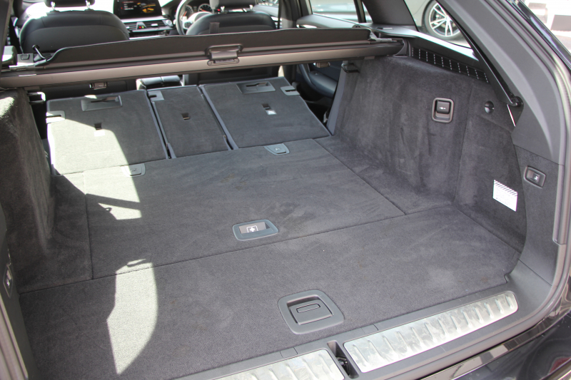 BMW 5シリーズ 523i ﾂｰﾘﾝｸﾞｴﾃﾞｨｼｮﾝﾐｯｼｮﾝｲﾝﾎﾟｯｼﾌﾞﾙ 特別仕様車 ﾅｲﾄﾌﾞﾙｰﾚｻﾞｰ HUD ﾊｰﾏﾝｶｰﾄﾞﾝ 追従ACC ｽﾃｱﾘﾝｸﾞｻﾎﾟｰﾄ ﾀｯﾁ画面HDDﾅﾋﾞTV LEDﾍｯﾄﾞﾗｲﾄ ｵｰﾄﾊｲﾋﾞｰﾑ 電動ﾄﾗﾝｸ 360度ｶﾒﾗ 全席ﾋｰﾀｰ ﾌﾞﾗｯｸ19AW 2年保証