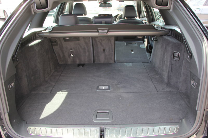 BMW 5シリーズ 523i ﾂｰﾘﾝｸﾞｴﾃﾞｨｼｮﾝﾐｯｼｮﾝｲﾝﾎﾟｯｼﾌﾞﾙ 特別仕様車 ﾅｲﾄﾌﾞﾙｰﾚｻﾞｰ HUD ﾊｰﾏﾝｶｰﾄﾞﾝ 追従ACC ｽﾃｱﾘﾝｸﾞｻﾎﾟｰﾄ ﾀｯﾁ画面HDDﾅﾋﾞTV LEDﾍｯﾄﾞﾗｲﾄ ｵｰﾄﾊｲﾋﾞｰﾑ 電動ﾄﾗﾝｸ 360度ｶﾒﾗ 全席ﾋｰﾀｰ ﾌﾞﾗｯｸ19AW 2年保証