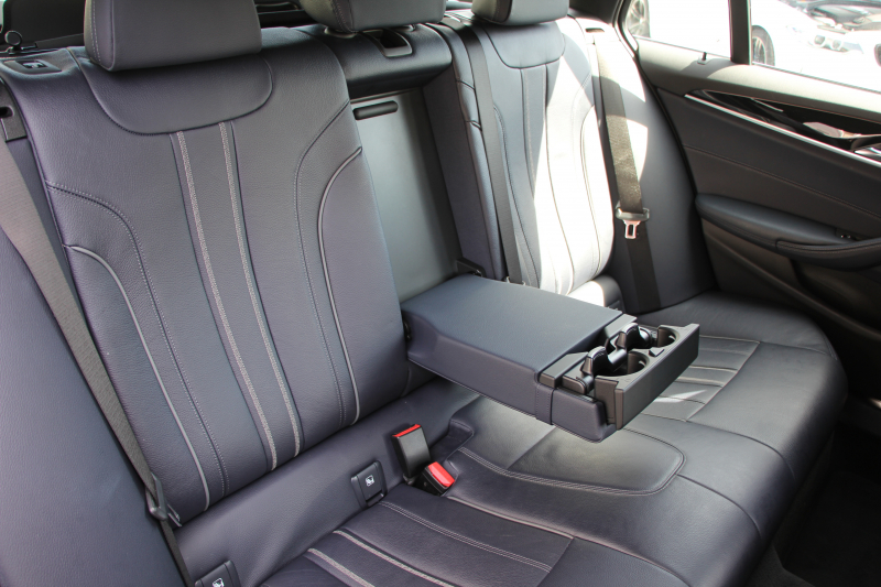 BMW 5シリーズ 523i ﾂｰﾘﾝｸﾞｴﾃﾞｨｼｮﾝﾐｯｼｮﾝｲﾝﾎﾟｯｼﾌﾞﾙ 特別仕様車 ﾅｲﾄﾌﾞﾙｰﾚｻﾞｰ HUD ﾊｰﾏﾝｶｰﾄﾞﾝ 追従ACC ｽﾃｱﾘﾝｸﾞｻﾎﾟｰﾄ ﾀｯﾁ画面HDDﾅﾋﾞTV LEDﾍｯﾄﾞﾗｲﾄ ｵｰﾄﾊｲﾋﾞｰﾑ 電動ﾄﾗﾝｸ 360度ｶﾒﾗ 全席ﾋｰﾀｰ ﾌﾞﾗｯｸ19AW 2年保証