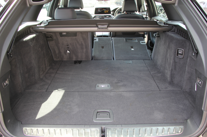 BMW 5シリーズ 523i ﾂｰﾘﾝｸﾞｴﾃﾞｨｼｮﾝﾐｯｼｮﾝｲﾝﾎﾟｯｼﾌﾞﾙ 特別仕様車 ﾅｲﾄﾌﾞﾙｰﾚｻﾞｰ HUD ﾊｰﾏﾝｶｰﾄﾞﾝ 追従ACC ｽﾃｱﾘﾝｸﾞｻﾎﾟｰﾄ ﾀｯﾁ画面HDDﾅﾋﾞTV LEDﾍｯﾄﾞﾗｲﾄ ｵｰﾄﾊｲﾋﾞｰﾑ 電動ﾄﾗﾝｸ 360度ｶﾒﾗ 全席ﾋｰﾀｰ ﾌﾞﾗｯｸ19AW 2年保証