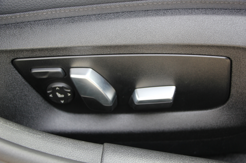 BMW 5シリーズ 523i ﾂｰﾘﾝｸﾞｴﾃﾞｨｼｮﾝﾐｯｼｮﾝｲﾝﾎﾟｯｼﾌﾞﾙ 特別仕様車 ﾅｲﾄﾌﾞﾙｰﾚｻﾞｰ HUD ﾊｰﾏﾝｶｰﾄﾞﾝ 追従ACC ｽﾃｱﾘﾝｸﾞｻﾎﾟｰﾄ ﾀｯﾁ画面HDDﾅﾋﾞTV LEDﾍｯﾄﾞﾗｲﾄ ｵｰﾄﾊｲﾋﾞｰﾑ 電動ﾄﾗﾝｸ 360度ｶﾒﾗ 全席ﾋｰﾀｰ ﾌﾞﾗｯｸ19AW 2年保証