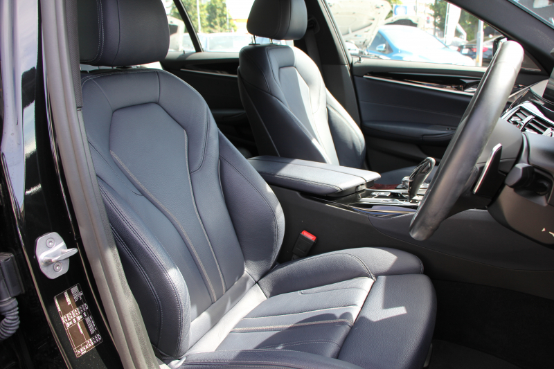 BMW 5シリーズ 523i ﾂｰﾘﾝｸﾞｴﾃﾞｨｼｮﾝﾐｯｼｮﾝｲﾝﾎﾟｯｼﾌﾞﾙ 特別仕様車 ﾅｲﾄﾌﾞﾙｰﾚｻﾞｰ HUD ﾊｰﾏﾝｶｰﾄﾞﾝ 追従ACC ｽﾃｱﾘﾝｸﾞｻﾎﾟｰﾄ ﾀｯﾁ画面HDDﾅﾋﾞTV LEDﾍｯﾄﾞﾗｲﾄ ｵｰﾄﾊｲﾋﾞｰﾑ 電動ﾄﾗﾝｸ 360度ｶﾒﾗ 全席ﾋｰﾀｰ ﾌﾞﾗｯｸ19AW 2年保証