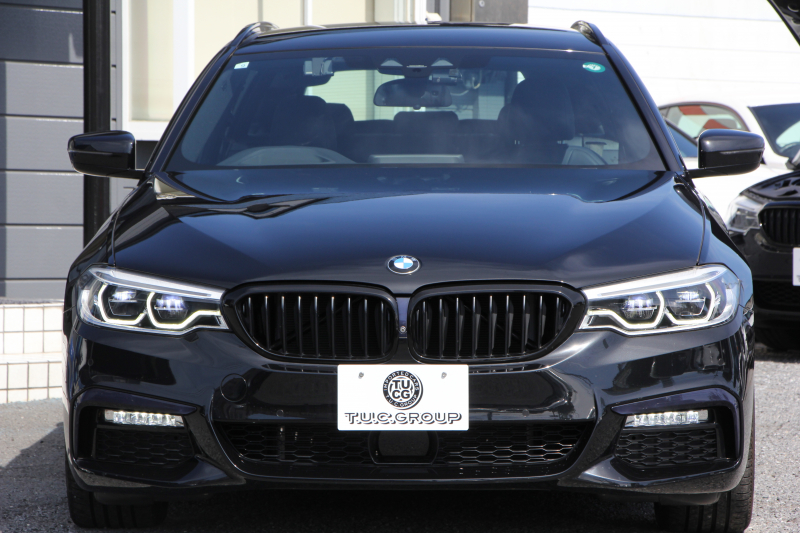 BMW 5シリーズ 523i ﾂｰﾘﾝｸﾞｴﾃﾞｨｼｮﾝﾐｯｼｮﾝｲﾝﾎﾟｯｼﾌﾞﾙ 特別仕様車 ﾅｲﾄﾌﾞﾙｰﾚｻﾞｰ HUD ﾊｰﾏﾝｶｰﾄﾞﾝ 追従ACC ｽﾃｱﾘﾝｸﾞｻﾎﾟｰﾄ ﾀｯﾁ画面HDDﾅﾋﾞTV LEDﾍｯﾄﾞﾗｲﾄ ｵｰﾄﾊｲﾋﾞｰﾑ 電動ﾄﾗﾝｸ 360度ｶﾒﾗ 全席ﾋｰﾀｰ ﾌﾞﾗｯｸ19AW 2年保証
