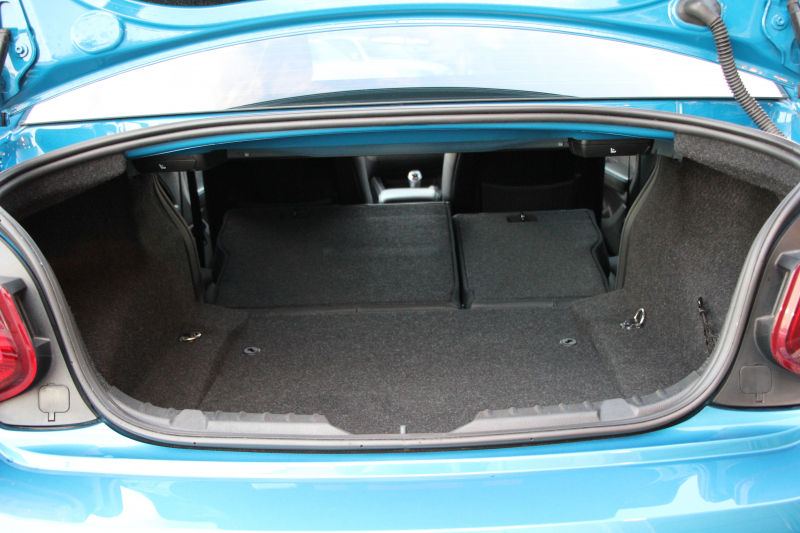 BMW Mシリーズ M2ｸｰﾍﾟMDCT 370馬力 直6ﾀｰﾎﾞ7速DCT ﾋｰﾀｰ黒革 Mﾊﾟﾌｫｰﾏﾝｽｽﾃｱﾘﾝｸﾞｶｰﾎﾞﾝﾘｯﾌﾟｽﾎﾟｲﾗｰ 3Ddesignｴｱﾛ HDDﾅﾋﾞBｶﾒﾗ 専用19AW 衝突軽減ﾌﾞﾚｰｷ 車線逸脱警告 歩行者警告 ﾌﾞﾚｰｷ付ｸﾙｺﾝ ｽﾏｰﾄｷｰ ｶｰﾎﾞﾝｲﾝﾃﾘｱﾄﾘﾑ ﾊﾟﾄﾞﾙｼﾌﾄ 2年保証