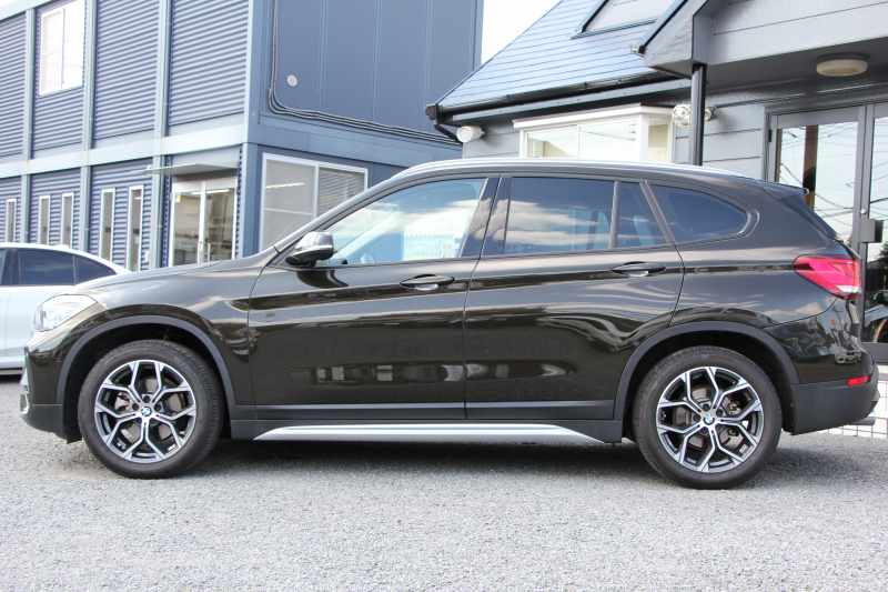 BMW X1 Xdrive18d Xﾗｲﾝ ﾊｲﾗｲﾝ ｾﾚｸﾄ&ｺﾝﾌｫｰﾄP 後期 ﾌｪｲｽﾘﾌﾄ後 1ｵｰﾅ ﾊﾟﾉﾗﾏｻﾝﾙｰﾌ 追従ACC ﾓｶﾚｻﾞｰ ﾋｰﾀｰ&電動ｼｰﾄ ﾜｲﾔﾚｽ充電 電動ﾄﾗﾝｸ ﾀｯﾁ画面HDDﾅﾋﾞPｱｼｽﾄ LEDﾍｯﾄﾞﾗｲﾄ Hi-fiｽﾋﾟｰｶｰ 衝突軽減ﾌﾞﾚｰｷ 車線逸脱警告 歩行者警告 2年保証