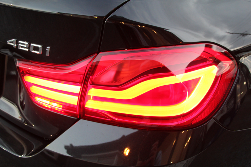 BMW 4シリーズ 420i ｸﾞﾗﾝｸｰﾍﾟﾗｸﾞｼﾞｭｱﾘｰ 後期 ｵｲｽﾀｰﾚｻﾞｰ ｼｰﾄﾋｰﾀｰ 液晶ﾒｰﾀｰ LEDﾍｯﾄﾞﾗｲﾄ&ﾃｰﾙ 追従ACC ﾚｰﾝﾁｪﾝｼﾞ警告 ﾌﾙｾｸﾞTV ﾀｯﾁ画面HDDﾅﾋﾞｸﾛｰﾑﾗｲﾝｴｸｽﾃﾘｱ 電動ﾄﾗﾝｸ 衝突軽減ﾌﾞﾚｰｷ 車線逸脱警告 歩行者警告 2年保証