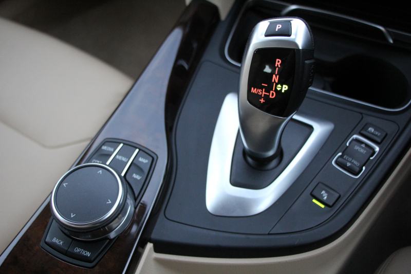 BMW 4シリーズ 420i ｸﾞﾗﾝｸｰﾍﾟﾗｸﾞｼﾞｭｱﾘｰ 後期 ｵｲｽﾀｰﾚｻﾞｰ ｼｰﾄﾋｰﾀｰ 液晶ﾒｰﾀｰ LEDﾍｯﾄﾞﾗｲﾄ&ﾃｰﾙ 追従ACC ﾚｰﾝﾁｪﾝｼﾞ警告 ﾌﾙｾｸﾞTV ﾀｯﾁ画面HDDﾅﾋﾞｸﾛｰﾑﾗｲﾝｴｸｽﾃﾘｱ 電動ﾄﾗﾝｸ 衝突軽減ﾌﾞﾚｰｷ 車線逸脱警告 歩行者警告 2年保証