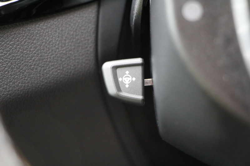 BMW 5シリーズ 530i Mｽﾎﾟｰﾂ 型式変更後｢JR20｣ 252馬力 全席ﾋｰﾀｰ黒革 HUD 追従ACC ｽﾃｱﾘﾝｸﾞｻﾎﾟｰﾄ 変更後全面液晶ﾒｰﾀｰ LEDﾍｯﾄﾞﾗｲﾄ ｵｰﾄﾊｲﾋﾞｰﾑ ﾀｯﾁ画面HDDﾅﾋﾞTV 360度ｶﾒﾗ Mspﾌﾞﾚｰｷ 19AW 電動ﾄﾗﾝｸ 専用ｴｱﾛ 2年保証