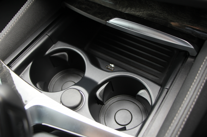 BMW 5シリーズ 530i Mｽﾎﾟｰﾂ 型式変更後｢JR20｣ 252馬力 全席ﾋｰﾀｰ黒革 HUD 追従ACC ｽﾃｱﾘﾝｸﾞｻﾎﾟｰﾄ 変更後全面液晶ﾒｰﾀｰ LEDﾍｯﾄﾞﾗｲﾄ ｵｰﾄﾊｲﾋﾞｰﾑ ﾀｯﾁ画面HDDﾅﾋﾞTV 360度ｶﾒﾗ Mspﾌﾞﾚｰｷ 19AW 電動ﾄﾗﾝｸ 専用ｴｱﾛ 2年保証