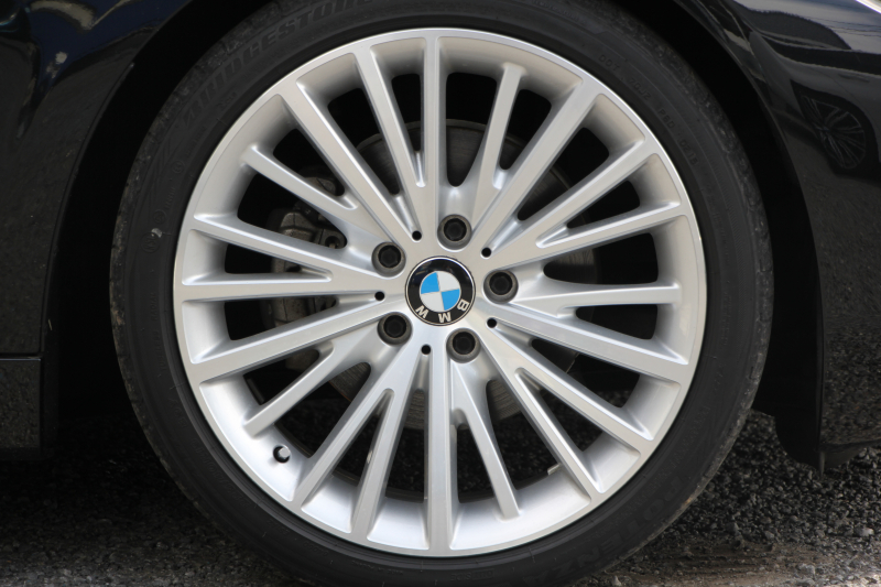 BMW 4シリーズ 428i ｸｰﾍﾟﾗｸﾞｼﾞｭｱﾘｰ 高出力 245馬力 ｻﾄﾞﾙﾌﾞﾗｳﾝﾚｻﾞｰ ｼｰﾄﾋｰﾀｰ HUD LEDﾍｯﾄﾞﾗｲﾄ 追従ACC 衝突軽減ﾌﾞﾚｰｷ 車線逸脱警告 歩行者警告 ﾀｯﾁﾊﾟｯﾄﾞ対応HDDﾅﾋﾞｽﾏｰﾄｷｰ Bluetooth接続 2年保証