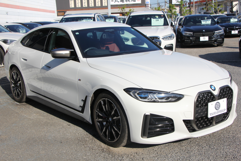 BMW 4シリーズ M440i Xdrive ｸﾞﾗﾝｸｰﾍﾟｲﾉﾍﾞｰｼｮﾝP 387馬力 直6ﾀｰﾎﾞ4WD ﾋｰﾀｰ赤革 ﾚｰｻﾞｰﾗｲﾄ 360度ｶﾒﾗ ﾊｰﾏﾝｶｰﾄﾞﾝ ｱﾀﾞﾌﾟﾃｨﾌﾞMｻｽ Mｽﾎﾟｰﾂﾃﾞﾌ ﾊｲｸﾞﾛｽﾚｯﾄﾞｷｬﾘﾊﾟｰ ｼﾞｪｽﾁｬｰC ﾜｲﾔﾚｽ充電 ｱｯﾌﾟﾙｶｰﾌﾟﾚｲ ﾀｯﾁ画面対応HDDﾅﾋﾞ2年保証
