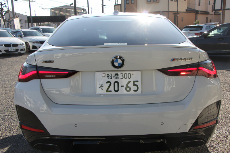 BMW 4シリーズ M440i Xdrive ｸﾞﾗﾝｸｰﾍﾟｲﾉﾍﾞｰｼｮﾝP 387馬力 直6ﾀｰﾎﾞ4WD ﾋｰﾀｰ赤革 ﾚｰｻﾞｰﾗｲﾄ 360度ｶﾒﾗ ﾊｰﾏﾝｶｰﾄﾞﾝ ｱﾀﾞﾌﾟﾃｨﾌﾞMｻｽ Mｽﾎﾟｰﾂﾃﾞﾌ ﾊｲｸﾞﾛｽﾚｯﾄﾞｷｬﾘﾊﾟｰ ｼﾞｪｽﾁｬｰC ﾜｲﾔﾚｽ充電 ｱｯﾌﾟﾙｶｰﾌﾟﾚｲ ﾀｯﾁ画面対応HDDﾅﾋﾞ2年保証