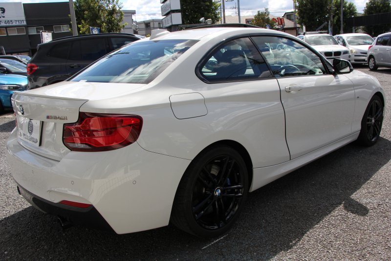 BMW 2シリーズ M240i ｸｰﾍﾟ後期 1ｵｰﾅ ｻﾝﾙｰﾌ ﾋｰﾀｰ黒革 追従ACC B58新ｴﾝｼﾞﾝ 直6ﾀｰﾎﾞ340馬力 LEDﾍｯﾄﾞﾗｲﾄ LEDﾃｰﾙ ｱﾀﾞﾌﾟﾃｨﾌﾞMｻｽ 専用ﾌﾞﾚｰｷ ｼﾞｪｯﾄﾌﾞﾗｯｸ18AW ﾀｯﾁ画面HDDﾅﾋﾞPｱｼｽﾄ ﾊﾟﾄﾞﾙｼﾌﾄ 8速AT 衝突軽減ﾌﾞﾚｰｷ 2年保証