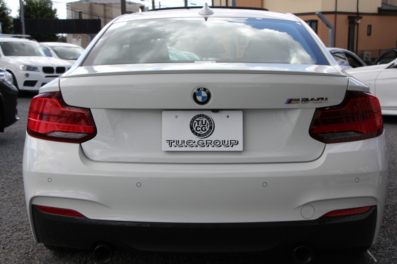 BMW 2シリーズ M240i ｸｰﾍﾟ後期 1ｵｰﾅ ｻﾝﾙｰﾌ ﾋｰﾀｰ黒革 追従ACC B58新ｴﾝｼﾞﾝ 直6ﾀｰﾎﾞ340馬力 LEDﾍｯﾄﾞﾗｲﾄ LEDﾃｰﾙ ｱﾀﾞﾌﾟﾃｨﾌﾞMｻｽ 専用ﾌﾞﾚｰｷ ｼﾞｪｯﾄﾌﾞﾗｯｸ18AW ﾀｯﾁ画面HDDﾅﾋﾞPｱｼｽﾄ ﾊﾟﾄﾞﾙｼﾌﾄ 8速AT 衝突軽減ﾌﾞﾚｰｷ 2年保証