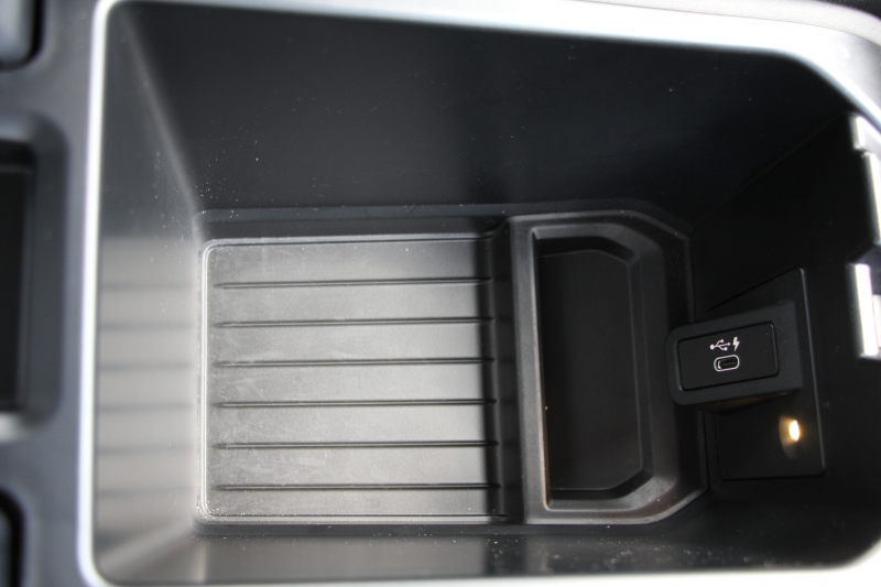 BMW X3 Xdrive20d Mｽﾎﾟｰﾂ 中期 新型式3DA-UZ20 NEWｲﾝﾃﾘｱ BMWﾗｲﾌﾞｺｯｸﾋﾟｯﾄﾞｱｯﾌﾟﾙｶｰﾌﾟﾚｲ 新ﾀｯﾁ画面HDDﾅﾋﾞUSBtype-C LEDﾍｯﾄﾞﾗｲﾄ ｵｰﾄﾊｲﾋﾞｰﾑ ｼｰﾄﾋｰﾀｰ ﾌﾞﾗｯｸ20AW 360度ｶﾒﾗ 電動ﾘｱｹﾞｰﾄ 2年保証