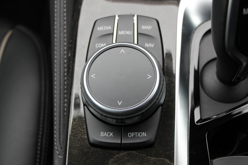 BMW 5シリーズ 523d ﾗｸﾞｼﾞｭｱﾘｰ ｾﾚｸﾄP ｻﾝﾙｰﾌ 全席ﾋｰﾀｰ黒革 ﾊｰﾏﾝｶｰﾄﾞﾝｻﾗｳﾝﾄﾞ4ｿﾞｰﾝｴｱｺﾝ HUD 追従ACC ｽﾃｱﾘﾝｸﾞｻﾎﾟｰﾄ ﾀｯﾁ画面HDDﾅﾋﾞTV 360度ｶﾒﾗ 電動ﾄﾗﾝｸ LEDﾍｯﾄﾞﾗｲﾄ ｵｰﾄﾊｲﾋﾞｰﾑ 電動ﾄﾗﾝｸ ｸﾛｰﾑﾗｲﾝ 2年保証