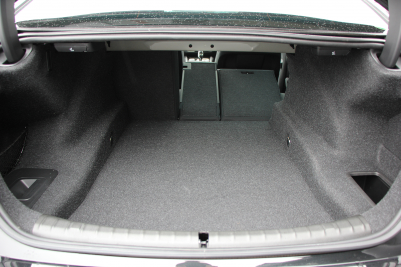 BMW 5シリーズ 523d ﾗｸﾞｼﾞｭｱﾘｰ ｾﾚｸﾄP ｻﾝﾙｰﾌ 全席ﾋｰﾀｰ黒革 ﾊｰﾏﾝｶｰﾄﾞﾝｻﾗｳﾝﾄﾞ4ｿﾞｰﾝｴｱｺﾝ HUD 追従ACC ｽﾃｱﾘﾝｸﾞｻﾎﾟｰﾄ ﾀｯﾁ画面HDDﾅﾋﾞTV 360度ｶﾒﾗ 電動ﾄﾗﾝｸ LEDﾍｯﾄﾞﾗｲﾄ ｵｰﾄﾊｲﾋﾞｰﾑ 電動ﾄﾗﾝｸ ｸﾛｰﾑﾗｲﾝ 2年保証