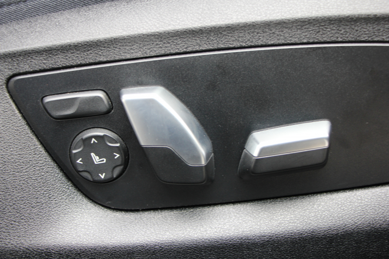 BMW 5シリーズ 530i ｴﾃﾞｨｼｮﾝﾐｯｼｮﾝｲﾝﾎﾟｯｼﾌﾞﾙ 特別仕様車 252馬力 ﾅｲﾄﾌﾞﾙｰﾚｻﾞｰ ｱﾀﾞﾌﾟﾃｨﾌﾞｻｽ ﾊｰﾏﾝｶｰﾄﾞﾝ HUD 追従ACC ｽﾃｱﾘﾝｸﾞｻﾎﾟｰﾄ ﾀｯﾁ画面HDDﾅﾋﾞTV LEDﾍｯﾄﾞﾗｲﾄ ｵｰﾄﾊｲﾋﾞｰﾑ 電動ﾄﾗﾝｸ 360度ｶﾒﾗ 全席ﾋｰﾀｰ 専用ﾌﾞﾗｯｸ19AW 2年保証