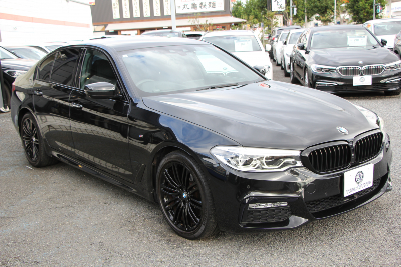 BMW 5シリーズ 530i ｴﾃﾞｨｼｮﾝﾐｯｼｮﾝｲﾝﾎﾟｯｼﾌﾞﾙ 特別仕様車 252馬力 ﾅｲﾄﾌﾞﾙｰﾚｻﾞｰ ｱﾀﾞﾌﾟﾃｨﾌﾞｻｽ ﾊｰﾏﾝｶｰﾄﾞﾝ HUD 追従ACC ｽﾃｱﾘﾝｸﾞｻﾎﾟｰﾄ ﾀｯﾁ画面HDDﾅﾋﾞTV LEDﾍｯﾄﾞﾗｲﾄ ｵｰﾄﾊｲﾋﾞｰﾑ 電動ﾄﾗﾝｸ 360度ｶﾒﾗ 全席ﾋｰﾀｰ 専用ﾌﾞﾗｯｸ19AW 2年保証