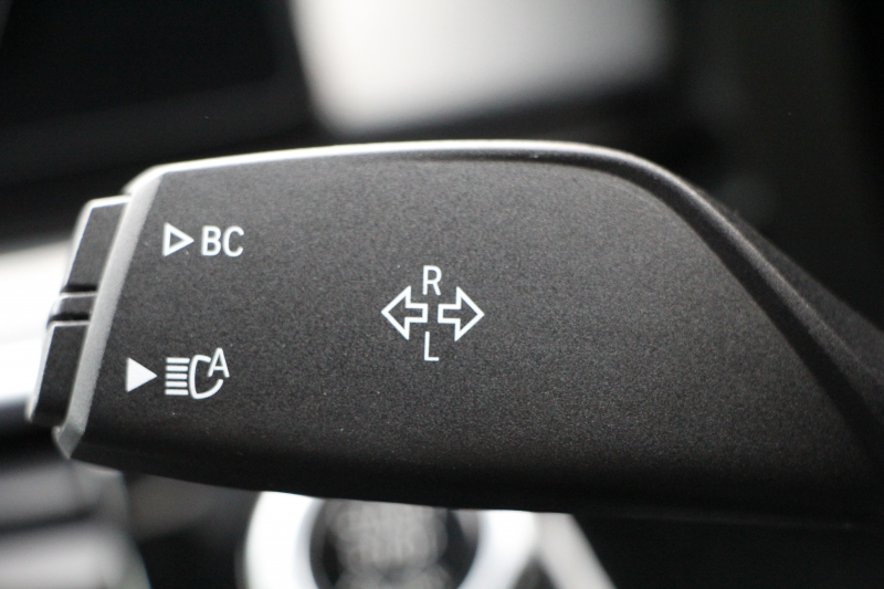 BMW 5シリーズ 530i ｴﾃﾞｨｼｮﾝﾐｯｼｮﾝｲﾝﾎﾟｯｼﾌﾞﾙ 特別仕様車 252馬力 ﾅｲﾄﾌﾞﾙｰﾚｻﾞｰ ｱﾀﾞﾌﾟﾃｨﾌﾞｻｽ ﾊｰﾏﾝｶｰﾄﾞﾝ HUD 追従ACC ｽﾃｱﾘﾝｸﾞｻﾎﾟｰﾄ ﾀｯﾁ画面HDDﾅﾋﾞTV LEDﾍｯﾄﾞﾗｲﾄ ｵｰﾄﾊｲﾋﾞｰﾑ 電動ﾄﾗﾝｸ 360度ｶﾒﾗ 全席ﾋｰﾀｰ 専用ﾌﾞﾗｯｸ19AW 2年保証