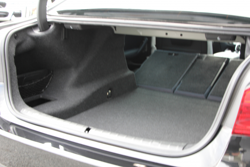 BMW 5シリーズ 530i ｴﾃﾞｨｼｮﾝﾐｯｼｮﾝｲﾝﾎﾟｯｼﾌﾞﾙ 特別仕様車 252馬力 ﾅｲﾄﾌﾞﾙｰﾚｻﾞｰ ｱﾀﾞﾌﾟﾃｨﾌﾞｻｽ ﾊｰﾏﾝｶｰﾄﾞﾝ HUD 追従ACC ｽﾃｱﾘﾝｸﾞｻﾎﾟｰﾄ ﾀｯﾁ画面HDDﾅﾋﾞTV LEDﾍｯﾄﾞﾗｲﾄ ｵｰﾄﾊｲﾋﾞｰﾑ 電動ﾄﾗﾝｸ 360度ｶﾒﾗ 全席ﾋｰﾀｰ 専用ﾌﾞﾗｯｸ19AW 2年保証