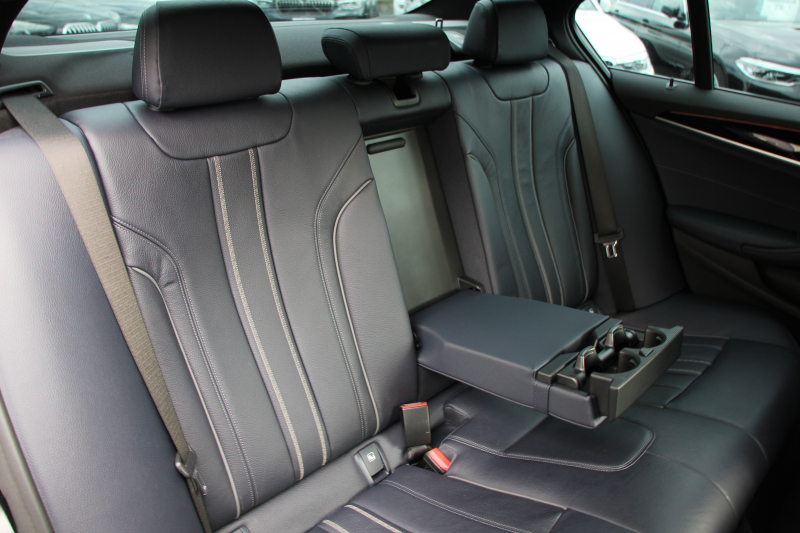 BMW 5シリーズ 530i ｴﾃﾞｨｼｮﾝﾐｯｼｮﾝｲﾝﾎﾟｯｼﾌﾞﾙ 特別仕様車 252馬力 ﾅｲﾄﾌﾞﾙｰﾚｻﾞｰ ｱﾀﾞﾌﾟﾃｨﾌﾞｻｽ ﾊｰﾏﾝｶｰﾄﾞﾝ HUD 追従ACC ｽﾃｱﾘﾝｸﾞｻﾎﾟｰﾄ ﾀｯﾁ画面HDDﾅﾋﾞTV LEDﾍｯﾄﾞﾗｲﾄ ｵｰﾄﾊｲﾋﾞｰﾑ 電動ﾄﾗﾝｸ 360度ｶﾒﾗ 全席ﾋｰﾀｰ 専用ﾌﾞﾗｯｸ19AW 2年保証