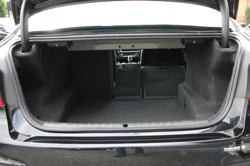 BMW 5シリーズ 530i ｴﾃﾞｨｼｮﾝﾐｯｼｮﾝｲﾝﾎﾟｯｼﾌﾞﾙ 特別仕様車 252馬力 ﾅｲﾄﾌﾞﾙｰﾚｻﾞｰ ｱﾀﾞﾌﾟﾃｨﾌﾞｻｽ ﾊｰﾏﾝｶｰﾄﾞﾝ HUD 追従ACC ｽﾃｱﾘﾝｸﾞｻﾎﾟｰﾄ ﾀｯﾁ画面HDDﾅﾋﾞTV LEDﾍｯﾄﾞﾗｲﾄ ｵｰﾄﾊｲﾋﾞｰﾑ 電動ﾄﾗﾝｸ 360度ｶﾒﾗ 全席ﾋｰﾀｰ 専用ﾌﾞﾗｯｸ19AW 2年保証