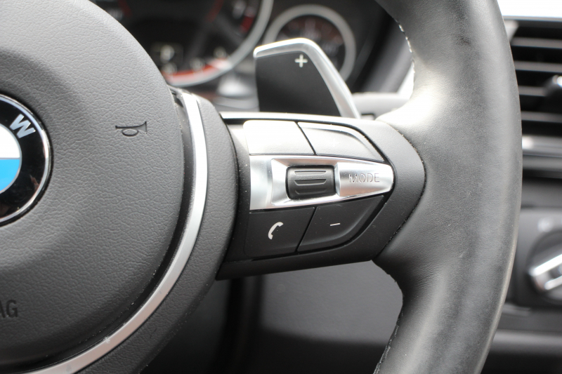 BMW 4シリーズ 420i ｸﾞﾗﾝｸｰﾍﾟMｽﾎﾟｰﾂ 中期 新ｴﾝｼﾞﾝ 追従ACC ﾚｰﾝﾁｪﾝｼﾞ警告 衝突軽減ﾌﾞﾚｰｷ 車線逸脱警告 歩行者警告 ﾀｯﾁﾊﾟｯﾄﾞ対応HDDﾅﾋﾞBｶﾒﾗ Bluetooth接続 電動ﾄﾗﾝｸ ｽﾏｰﾄｷｰ ﾊﾟﾄﾞﾙｼﾌﾄ 専用ｴｱﾛ 2年保証