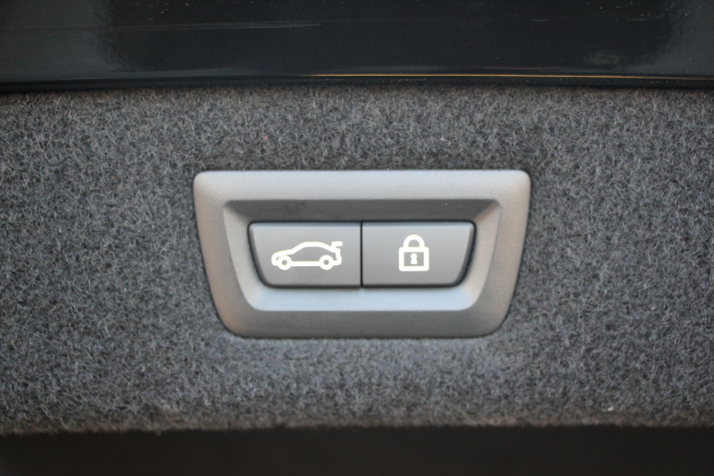 BMW 8シリーズ 840i ｸﾞﾗﾝｸｰﾍﾟMｽﾎﾟｰﾂ ﾊﾟﾉﾗﾏｻﾝﾙｰﾌ indiviﾒﾘﾉﾚｻﾞｰ ﾅｲﾄﾌﾞﾙｰ&ﾌﾞﾗｯｸﾚｻﾞｰ ﾚｰｻﾞｰﾗｲﾄ ｵﾌﾟｼｮﾝ20AW ﾊｰﾏﾝｶｰﾄﾞﾝｻｳﾝﾄﾞｸﾘｽﾀﾙﾌｨﾆｯｼｭ 360度ｶﾒﾗ 追従ACC HUD 全席ﾋｰﾀｰ ﾌﾛﾝﾄﾍﾞﾝﾁﾚｰｼｮﾝ ｿﾌﾄｸﾛｰｽﾞﾄﾞｱ 2年保証