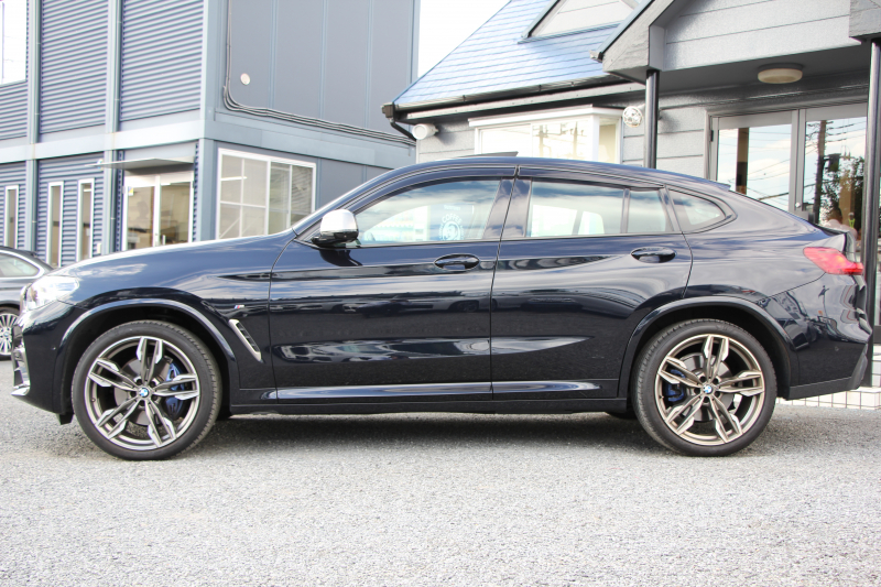 BMW X4 M40i ｾﾚｸﾄP ﾊﾟﾉﾗﾏｻﾝﾙｰﾌ 全席ﾋｰﾀｰ茶革 ﾊｰﾏﾝｶｰﾄﾞﾝｻｳﾝﾄﾞ360馬力 直6ﾀｰﾎﾞｱﾀﾞﾌﾟﾃｨﾌﾞMｻｽ Mspﾌﾞﾚｰｷ 液晶ﾒｰﾀｰ 360度ｶﾒﾗ ﾀｯﾁ画面HDDﾅﾋﾞTV LEDﾍｯﾄﾞﾗｲﾄ ｵｰﾄﾊｲﾋﾞｰﾑ 電動ﾄﾗﾝｸ 専用21AW&ﾃﾞﾌ 2年保証