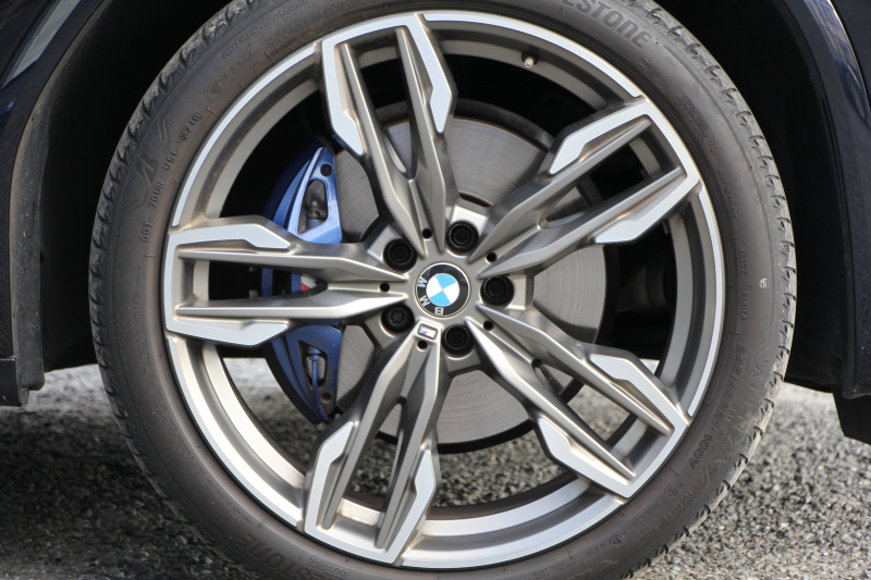 BMW X4 M40i ｾﾚｸﾄP ﾊﾟﾉﾗﾏｻﾝﾙｰﾌ 全席ﾋｰﾀｰ茶革 ﾊｰﾏﾝｶｰﾄﾞﾝｻｳﾝﾄﾞ360馬力 直6ﾀｰﾎﾞｱﾀﾞﾌﾟﾃｨﾌﾞMｻｽ Mspﾌﾞﾚｰｷ 液晶ﾒｰﾀｰ 360度ｶﾒﾗ ﾀｯﾁ画面HDDﾅﾋﾞTV LEDﾍｯﾄﾞﾗｲﾄ ｵｰﾄﾊｲﾋﾞｰﾑ 電動ﾄﾗﾝｸ 専用21AW&ﾃﾞﾌ 2年保証