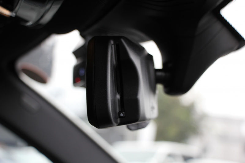 BMW 5シリーズ 530i ﾂｰﾘﾝｸﾞMｽﾎﾟｰﾂ ｾﾚｸﾄP 1ｵｰﾅ 型式変更後｢ABA-JT20｣ 252馬力 ﾊﾟﾉﾗﾏｻﾝﾙｰﾌ ﾊｰﾏﾝｶｰﾄﾞﾝ 4ｿﾞｰﾝｴｱｺﾝ 全席ﾋｰﾀｰ黒革 HUD 追従ACC ｽﾃｱﾘﾝｸﾞｻﾎﾟｰﾄ 変更後全面液晶ﾒｰﾀｰ ﾀｯﾁ画面HDDﾅﾋﾞTV 360度ｶﾒﾗ 2年保証