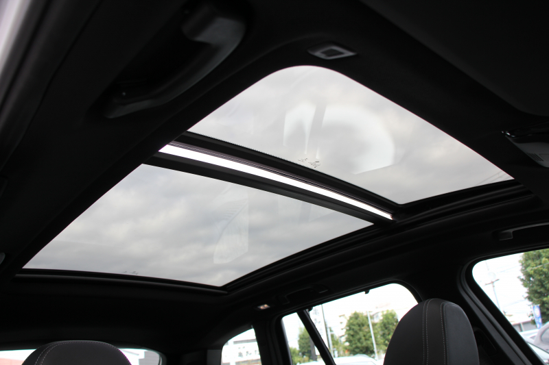 BMW X3 M40i ｾﾚｸﾄP ﾊﾟﾉﾗﾏｻﾝﾙｰﾌ 全席ﾋｰﾀｰ黒革 ﾊｰﾏﾝｶｰﾄﾞﾝｻｳﾝﾄﾞ387馬力 直6ﾀｰﾎﾞBMWﾗｲﾌﾞｺｯｸﾋﾟｯﾄﾞMspﾌﾞﾚｰｷ ﾘｱｼｰﾄ可倒調整 360度ｶﾒﾗ ﾀｯﾁ画面HDDﾅﾋﾞTV ｱｯﾌﾟﾙｶｰﾌﾟﾚｲ LEDﾍｯﾄﾞﾗｲﾄ ｵｰﾄﾊｲﾋﾞｰﾑ 電動ﾄﾗﾝｸ 専用21AW&ﾃﾞﾌ 2年保証