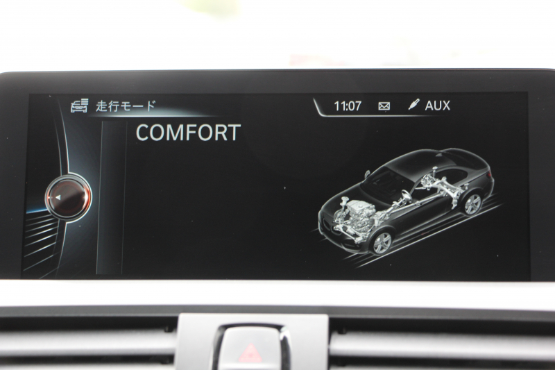 BMW 2シリーズ M235i ｸｰﾍﾟﾋｰﾀｰ黒革 326馬力 直6ﾀｰﾎﾞ8速AT 真珠色 N55ｴﾝｼﾞﾝ ｱﾀﾞﾌﾟﾃｨﾌﾞMｻｽ 衝突軽減ﾌﾞﾚｰｷ 車線逸脱警告 歩行者警告 ﾌﾞﾚｰｷ付ｸﾙｺﾝ HDDﾅﾋﾞBｶﾒﾗ&ﾘｱPDCｾﾝｻｰ Bluetooth接続 2ｿﾞｰﾝｴｱｺﾝ 2年保証