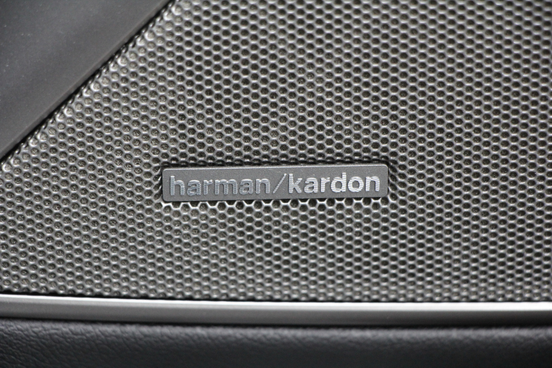 BMW 3シリーズ M340i ｲﾉﾍﾞｰｼｮﾝP 直6ﾀｰﾎﾞ4WD 387馬力 ﾋｰﾀｰ黒革 ﾚｰｻﾞｰﾗｲﾄ 3Dﾃﾞｻﾞｲﾝﾏﾌﾗｰ Mﾊﾟﾌｫｰﾏﾝｽｴｱﾛ EVENTURIｶｰﾎﾞﾝｴｱｰｲﾝﾃｰｸ 電動ﾄﾗﾝｸ ACｼｭﾆｯﾂｧｰｻｽ ｱﾀﾞﾌﾟﾃｨﾌﾞMｻｽ 追従ACC HUD 360度ｶﾒﾗ ﾊｰﾏﾝｶｰﾄﾞﾝ ｼﾞｪｽﾁｬｰC 2年保証