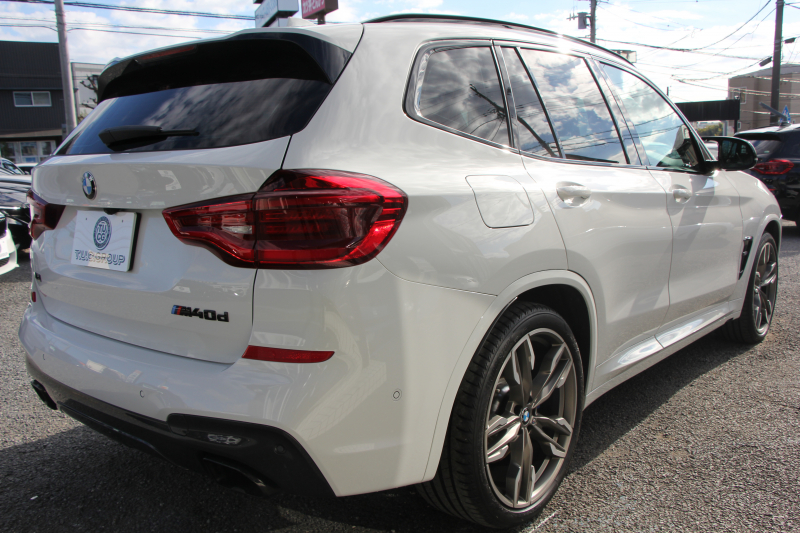 BMW X3 M40d ｾﾚｸﾄP 326馬力 3.0Lﾃﾞｨｰｾﾞﾙﾀｰﾎﾞﾊﾟﾉﾗﾏｻﾝﾙｰﾌ 全席ﾋｰﾀｰ黒革  ﾊｰﾏﾝｶｰﾄﾞﾝｻｳﾝﾄﾞHUD ﾘｱｼｰﾄ可倒調整 専用21AW Mｽﾎﾟｰﾂﾃﾞﾌ&ﾌﾞﾚｰｷ 追従ACC ｽﾃｱﾘﾝｸﾞｻﾎﾟｰﾄ ﾀｯﾁ画面HDDﾅﾋﾞTV 360度ｶﾒﾗ ｱﾝﾋﾞｴﾝﾄﾗｲﾄ 電動ﾄﾗﾝｸ 2年保証