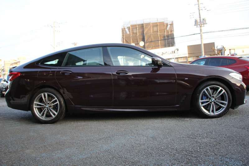 BMW 6シリーズ 630i ｸﾞﾗﾝﾂｰﾘｽﾓ Mｽﾎﾟｰﾂ 希少色ﾜｲﾝﾚｯﾄﾞ全席ﾋｰﾀｰ黒革 追従ACC HUD 液晶ﾒｰﾀｰ LEDﾍｯﾄﾞﾗｲﾄ ｵｰﾄﾊｲﾋﾞｰﾑ ﾀｯﾁ画面HDDﾅﾋﾞTV Pｱｼｽﾄﾌﾟﾗｽ 360度ｶﾒﾗ 電動ﾄﾗﾝｸ ﾘｱｼｰﾄ電動可倒調整 Mspﾌﾞﾚｰｷ ｱﾝﾋﾞｴﾝﾄﾗｲﾄ 2年保証