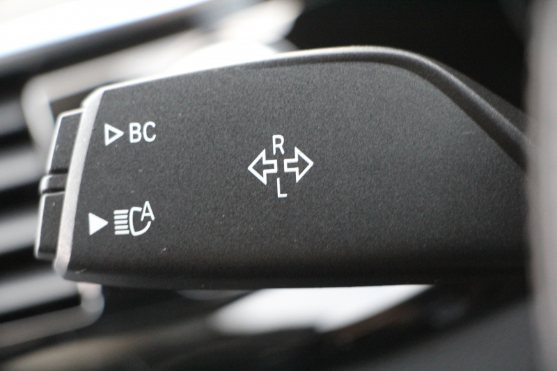 BMW 6シリーズ 630i ｸﾞﾗﾝﾂｰﾘｽﾓ Mｽﾎﾟｰﾂ 希少色ﾜｲﾝﾚｯﾄﾞ全席ﾋｰﾀｰ黒革 追従ACC HUD 液晶ﾒｰﾀｰ LEDﾍｯﾄﾞﾗｲﾄ ｵｰﾄﾊｲﾋﾞｰﾑ ﾀｯﾁ画面HDDﾅﾋﾞTV Pｱｼｽﾄﾌﾟﾗｽ 360度ｶﾒﾗ 電動ﾄﾗﾝｸ ﾘｱｼｰﾄ電動可倒調整 Mspﾌﾞﾚｰｷ ｱﾝﾋﾞｴﾝﾄﾗｲﾄ 2年保証