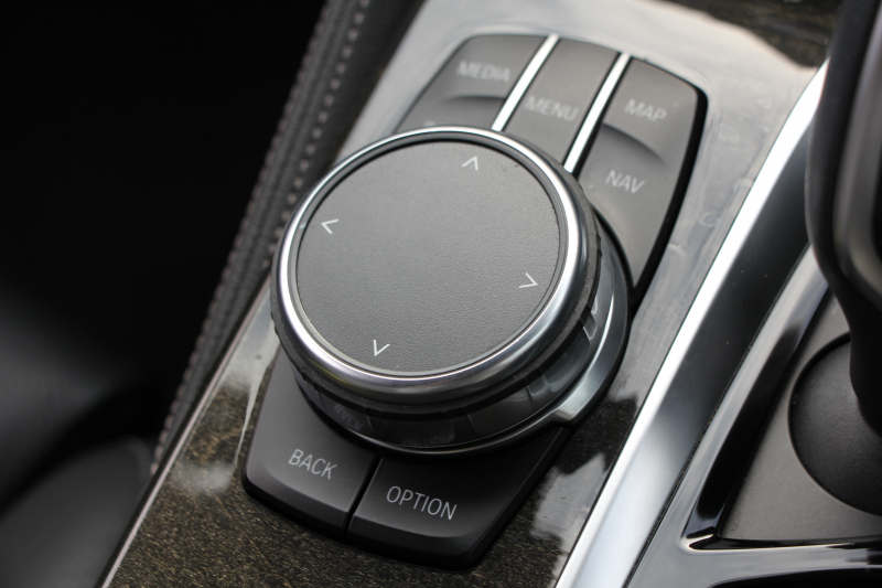 BMW 5シリーズ 523d Mｽﾎﾟｰﾂ ﾊｲﾗｲﾝ 全席ﾋｰﾀｰ黒革 HUD ｶﾀﾛｸﾞ燃費21.5km/L 追従ACC ｽﾃｱﾘﾝｸﾞｻﾎﾟｰﾄ LEDﾍｯﾄﾞﾗｲﾄ ｵｰﾄﾊｲﾋﾞｰﾑ 液晶ﾒｰﾀｰ 360度ｶﾒﾗ ﾀｯﾁ画面HDDﾅﾋﾞTV 専用ｴｱﾛ 19AW 電動ﾄﾗﾝｸ ｽﾏｰﾄｷｰ ﾊﾟﾄﾞﾙｼﾌﾄ 2年保証