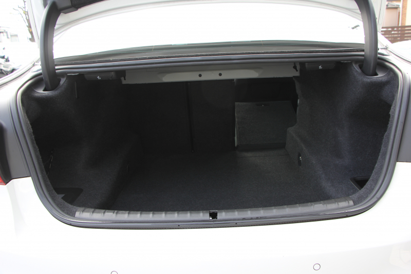 BMW 5シリーズ 523d Mｽﾎﾟｰﾂ ﾊｲﾗｲﾝ 全席ﾋｰﾀｰ黒革 HUD ｶﾀﾛｸﾞ燃費21.5km/L 追従ACC ｽﾃｱﾘﾝｸﾞｻﾎﾟｰﾄ LEDﾍｯﾄﾞﾗｲﾄ ｵｰﾄﾊｲﾋﾞｰﾑ 液晶ﾒｰﾀｰ 360度ｶﾒﾗ ﾀｯﾁ画面HDDﾅﾋﾞTV 専用ｴｱﾛ 19AW 電動ﾄﾗﾝｸ ｽﾏｰﾄｷｰ ﾊﾟﾄﾞﾙｼﾌﾄ 2年保証