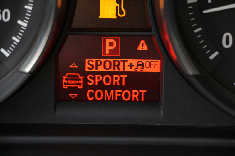 BMW Z4 Z4 Sdrive20i Mｽﾎﾟｰﾂ 最終ﾓﾃﾞﾙ ﾌｪｲｽﾘﾌﾄ後 電動ｵｰﾌﾟﾝ ｳｲﾝﾄﾞﾃﾞｨﾌﾚｸﾀｰ ｶﾝｻﾞｽﾍﾞｰｼﾞｭﾚｻﾞｰ ｼｰﾄﾋｰﾀｰ ﾒﾓﾘｰ付電動ｼｰﾄ ｵﾌﾟｼｮﾝ19AW iﾄﾞﾗｲﾌﾞHDDﾅﾋﾞBluetooth接続 ﾊﾟﾄﾞﾙｼﾌﾄ LEDﾘﾝｸﾞｷｾﾉﾝ Mｽﾎﾟｰﾂｴｱﾛ 直噴ﾀｰﾎﾞ8速AT 2年保証