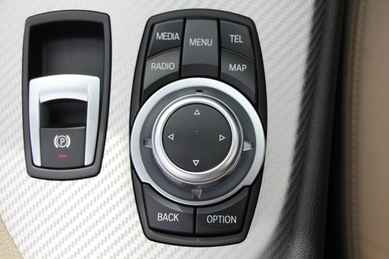 BMW Z4 Z4 Sdrive20i Mｽﾎﾟｰﾂ 最終ﾓﾃﾞﾙ ﾌｪｲｽﾘﾌﾄ後 電動ｵｰﾌﾟﾝ ｳｲﾝﾄﾞﾃﾞｨﾌﾚｸﾀｰ ｶﾝｻﾞｽﾍﾞｰｼﾞｭﾚｻﾞｰ ｼｰﾄﾋｰﾀｰ ﾒﾓﾘｰ付電動ｼｰﾄ ｵﾌﾟｼｮﾝ19AW iﾄﾞﾗｲﾌﾞHDDﾅﾋﾞBluetooth接続 ﾊﾟﾄﾞﾙｼﾌﾄ LEDﾘﾝｸﾞｷｾﾉﾝ Mｽﾎﾟｰﾂｴｱﾛ 直噴ﾀｰﾎﾞ8速AT 2年保証