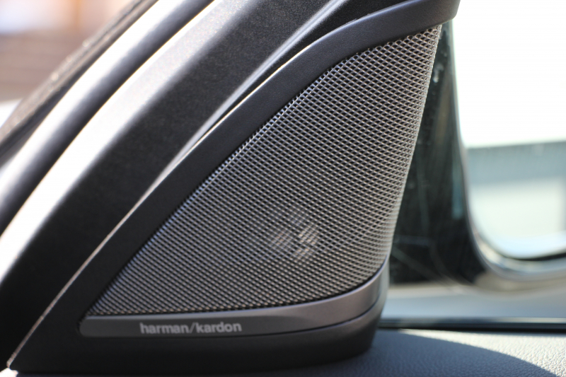 BMW 5シリーズ 523d ｴﾃﾞｨｼｮﾝﾐｯｼｮﾝｲﾝﾎﾟｯｼﾌﾞﾙ 特別仕様車 ﾊｰﾏﾝｶｰﾄﾞﾝｻﾗｳﾝﾄﾞHUD 専用ﾌﾞﾗｯｸ19AW ﾌﾞﾗｯｸｷﾄﾞﾆｰｸﾞﾘﾙ 追従ACC ｽﾃｱﾘﾝｸﾞｻﾎﾟｰﾄ 360度ｶﾒﾗ Pｱｼｽﾄ ﾀｯﾁ画面HDDﾅﾋﾞTV LEDﾍｯﾄﾞﾗｲﾄ ｵｰﾄﾊｲﾋﾞｰﾑ 電動ﾄﾗﾝｸ 2年保証